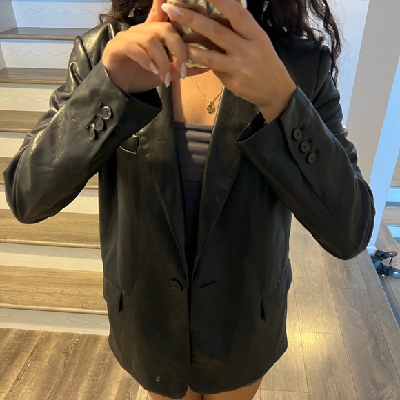 Leather blazer - Picture 3 of 5